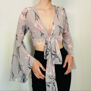 Audrey 3+1 | Bell Sleeve Wrap Crop Top Floral
